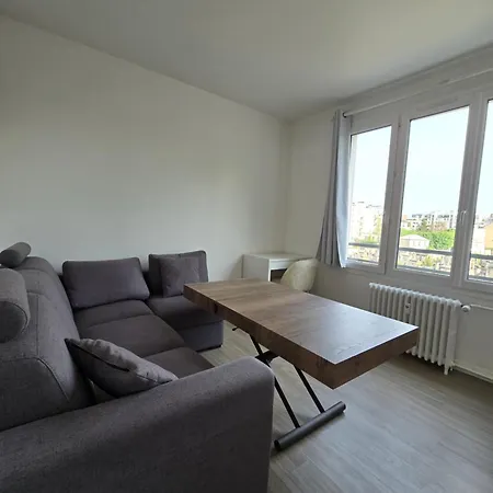 Apartment 2p Calme Et Equipe *